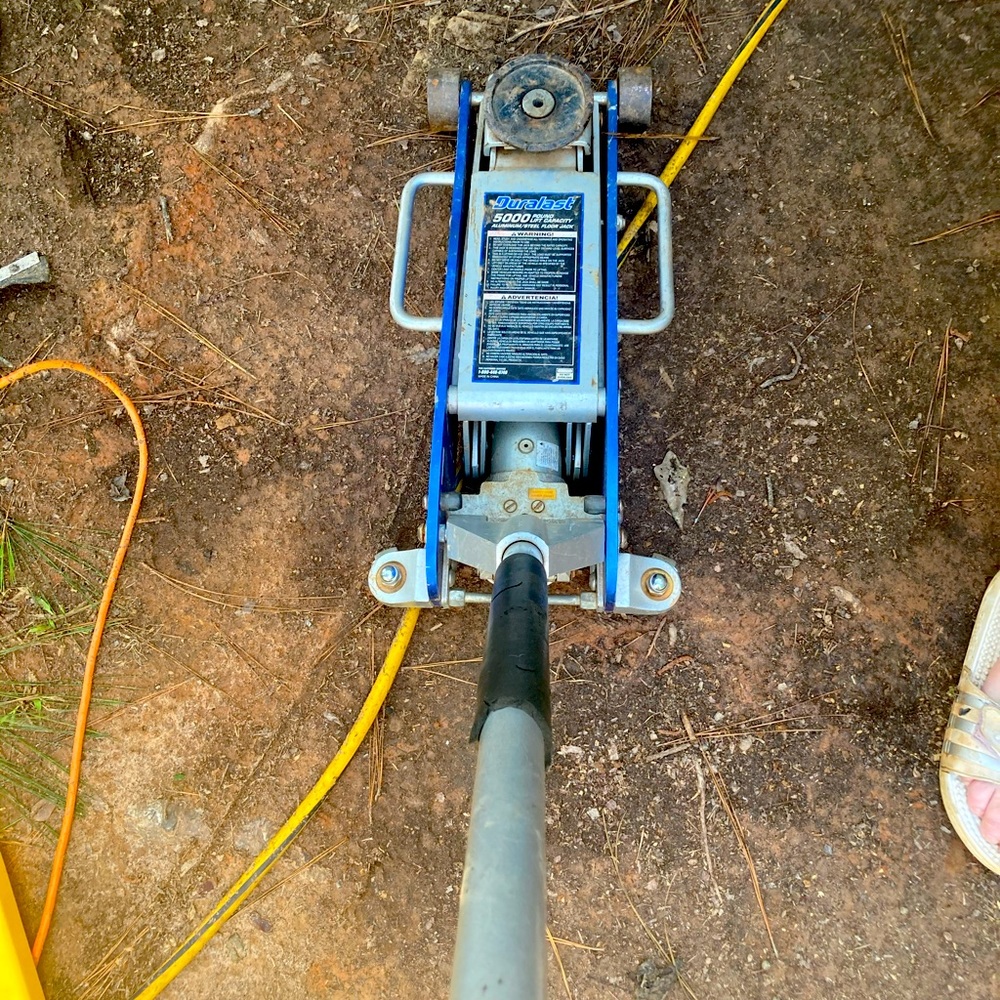 Steal floor jack, 5000 lbs capacity